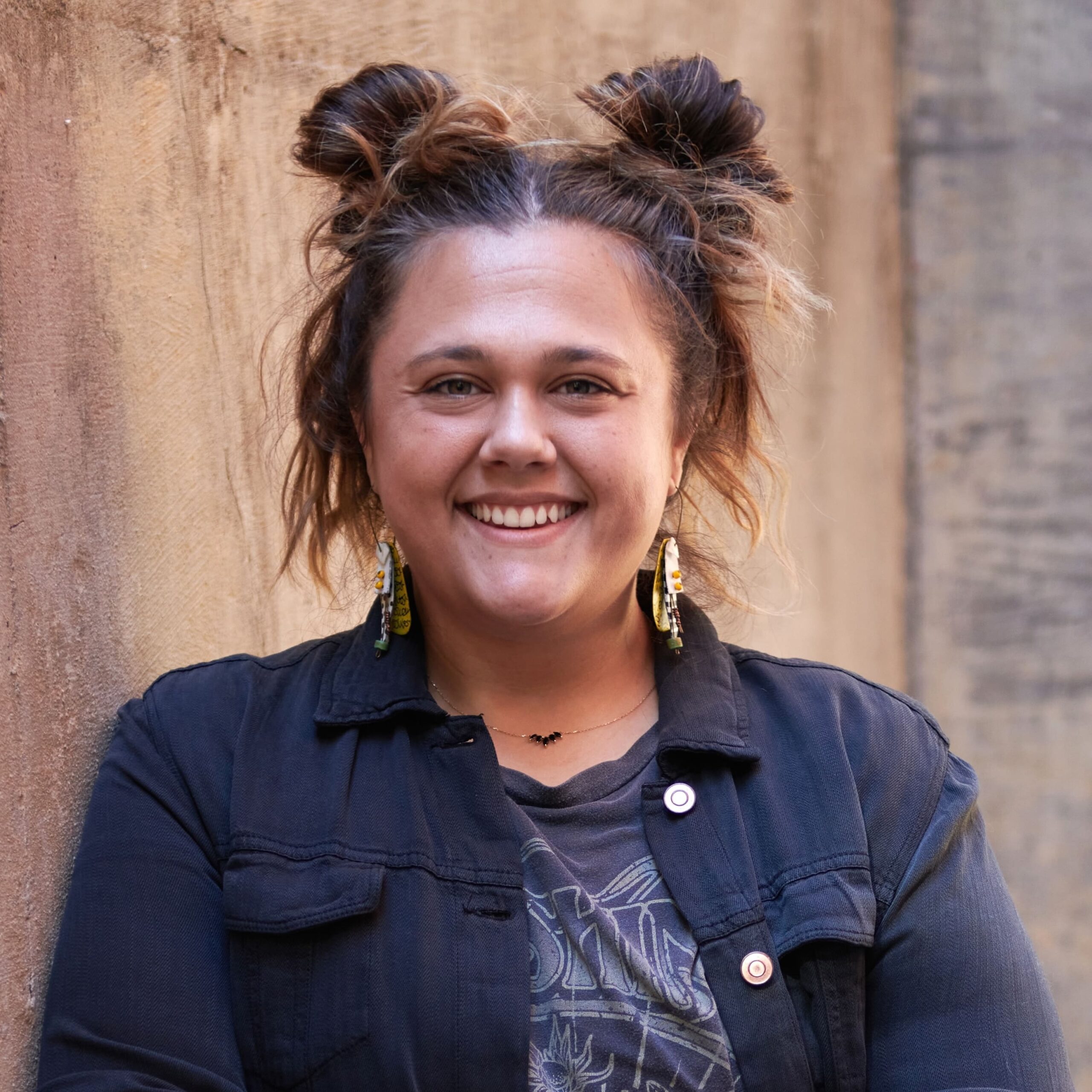 Listen to Brooke Henry's Business Case Study and learn how her free online event attracted 9,000 attendess, and converted over 10% into the paid upgrade